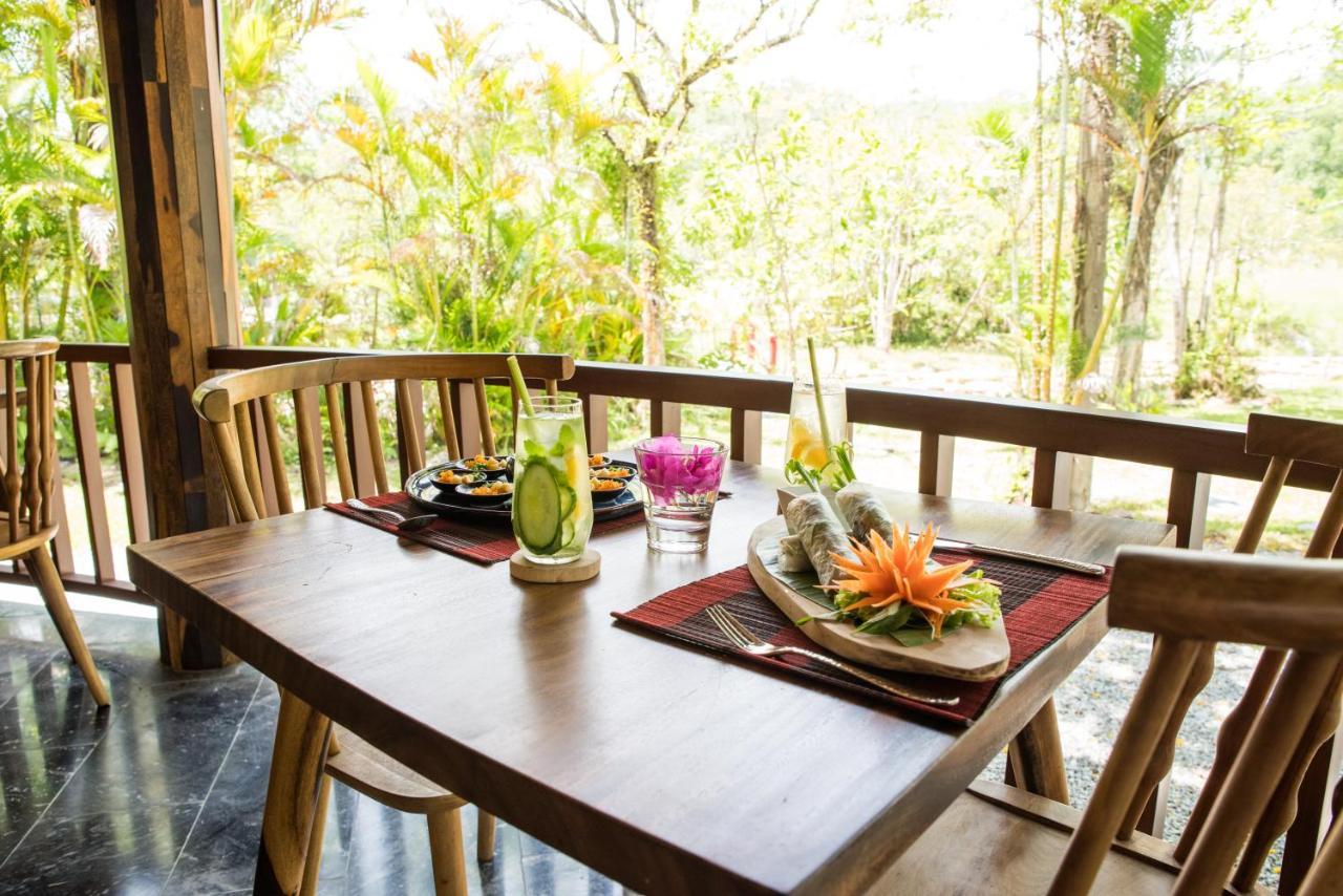 Alba Wellness Resort By Fusion Hué Eksteriør billede