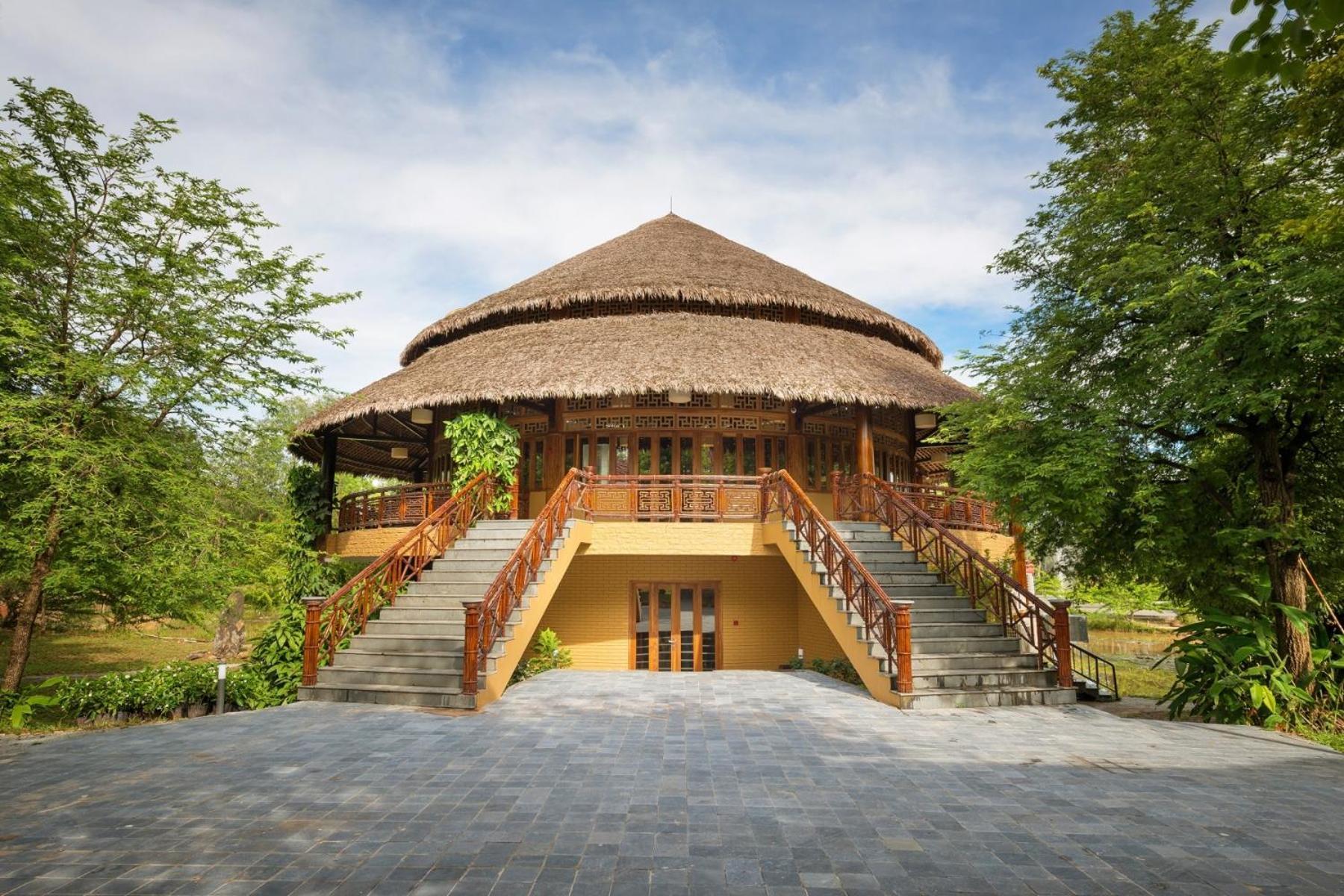 Alba Wellness Resort By Fusion Hué Eksteriør billede