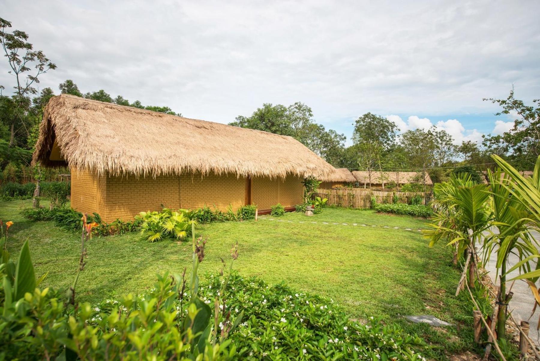 Alba Wellness Resort By Fusion Hué Eksteriør billede